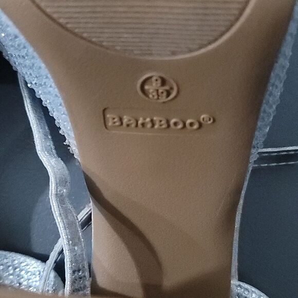 BRAND NEW BAMBOO STUDDED PLATFORM OPEN TOE SANDAL - Picture 15 of 15